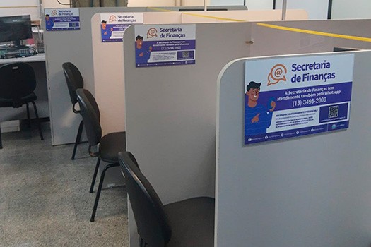 Guichês da Prefeitura contam com placas para facilitar o agendamento dos serviços oferecidos pelo setor de finanças