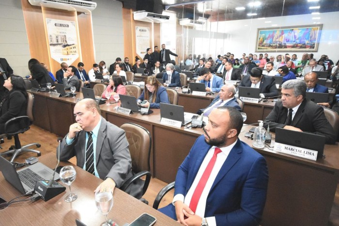 Câmara aprova a LOA em meio a críticas à Prefeitura de São Luís