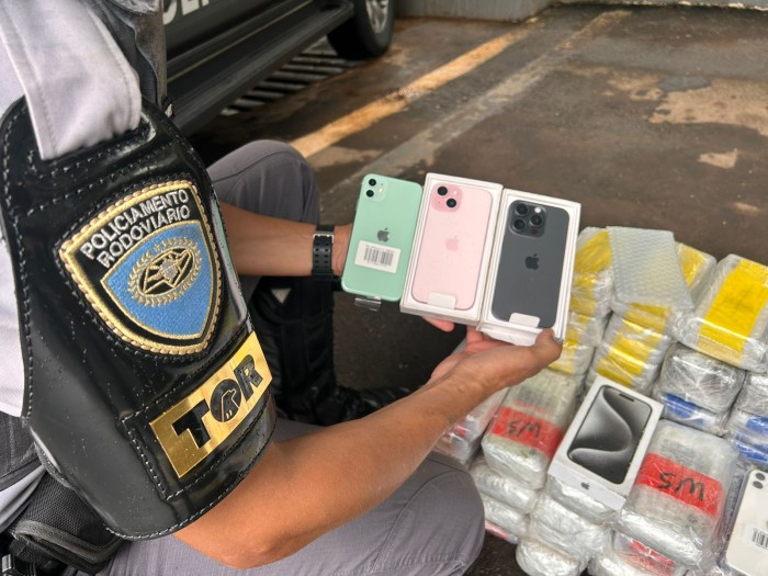 PM Rodoviária prende homem com mais de 550 celulares sem nota fiscal em Quadra