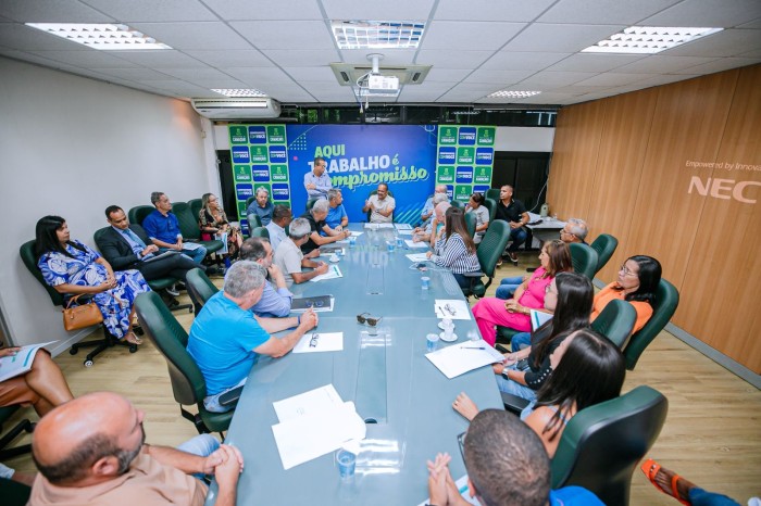 Prefeito trata dos trabalhos de 2024 em reuniões nesta terça (23)
