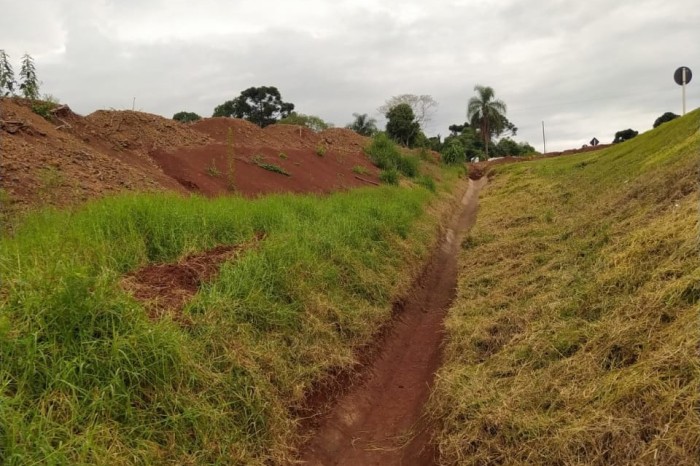 DER/PR reforça manutenção da drenagem de rodovias em Guarapuava e região