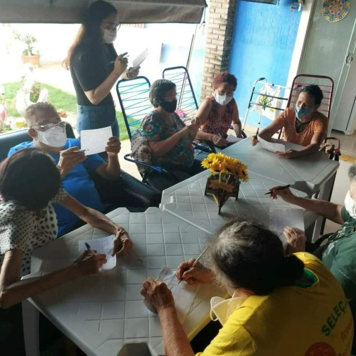 Projeto oferece ginástica para 100 idosos de Araçatuba