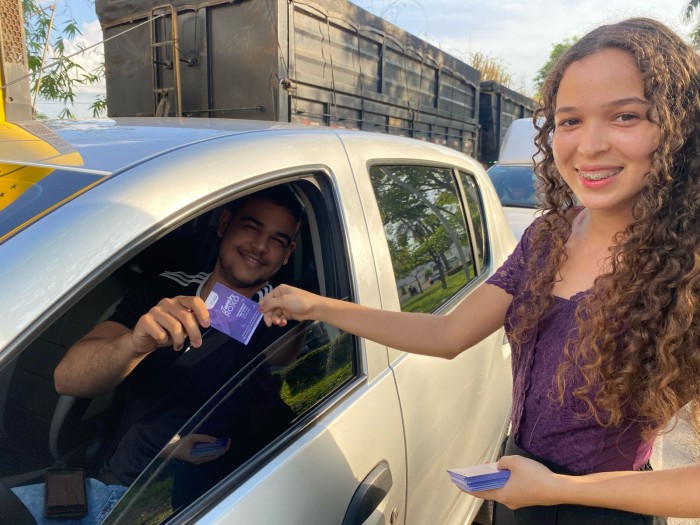 Janeiro Roxo: Blitz conscientiza sobre prevenção e tratamento da Hanseníase