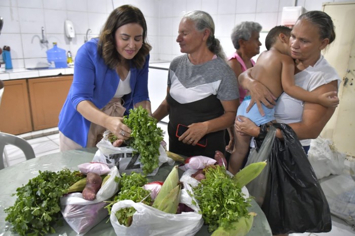Famílias em situação de insegurança alimentar em Santa Rita são contempladas com o Programa de Aquisição de Alimentos