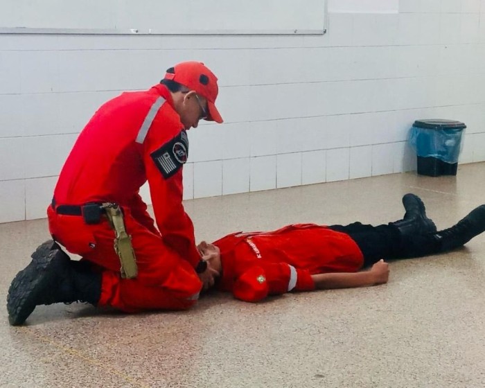 Profissionais do CETI Santo Antônio, em Valença-PI, participam de formação em primeiros socorros