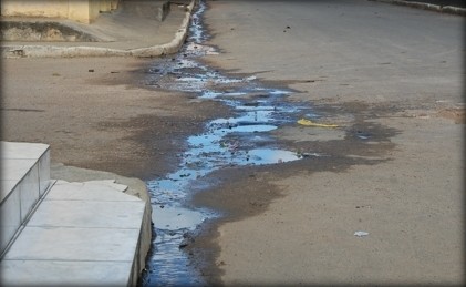 Prefeitura alerta população sobre despejo de água servida em vias públicas