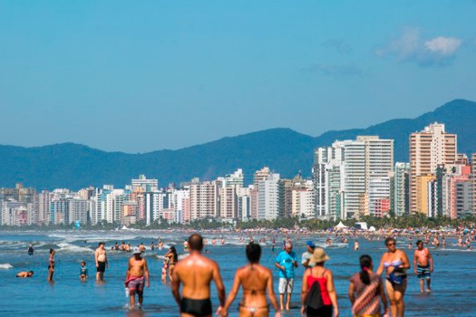 Praia Grande realiza pesquisa de demanda turística