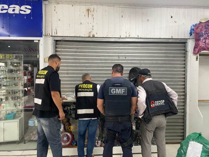 Fazenda apreende quase R$ 500 mil em produtos pirateados durante ação conjunta em Florianópolis