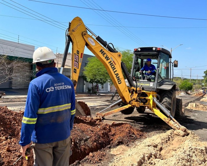 Obras de esgoto: trabalhos em trecho da avenida Miguel Rosa acontecem em horário noturno nesta terça-feira (30)