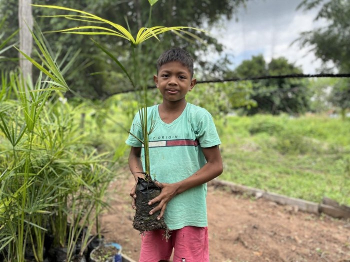 Meio Ambiente: Aldeia Suruí recebe mais de 1500 mudas do Projeto Reviver, uma parceria entre Casa da Cultura e Ministério Público