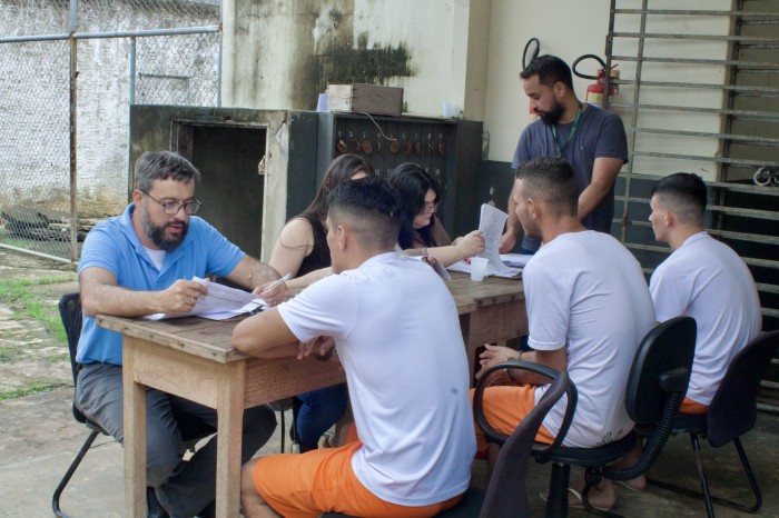 Reeducandos do Complexo Penitenciário de Rio Branco recebem atendimento da Defensoria Pública