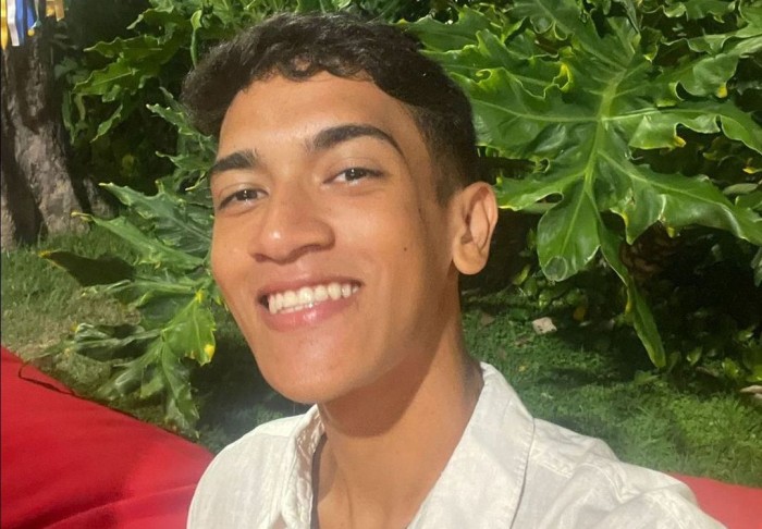 Alunos de escolas estaduais comemoram aprovações para o ensino superior pelo Sisu