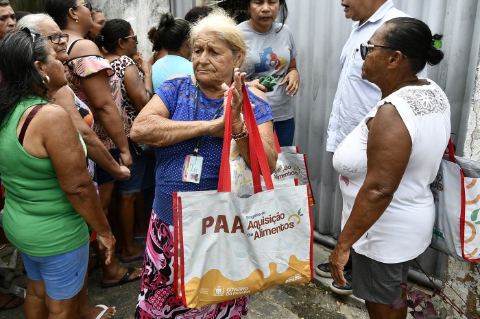 Governo da Paraíba atende 4 mil famílias em situação de insegurança alimentar com Programa do Leite em João Pessoa