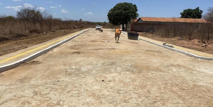 Idepi conclui obras de pavimentação em Bocaina e Santana do Piauí