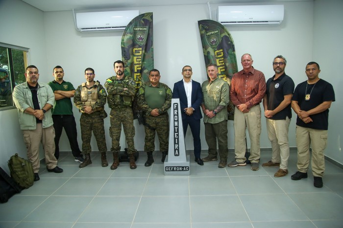 Segurança Pública recebe membros da embaixada dos Estados Unidos na Base de Fiscalização do Gefron