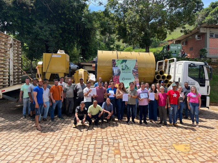 PREFEITURA DE GUAÇUÍ E GOVERNO ESTADO ENTREGAM SECADOR DE CAFÉ À ASSOCIAÇÃO DE PRODUTORES DE PEDRA PRETA