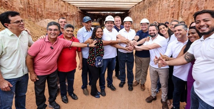 Rafael Fonteles visita obra de rebaixamento da Avenida João XXIII que deve ser entregue em julho