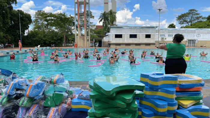 Piscinas públicas estão com inscrições abertas para aulas