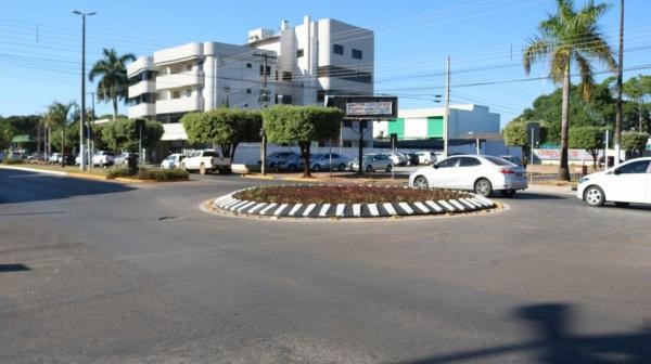 Indicação pede rotatória no cruzamento das ruas Uvaias e Indaiá