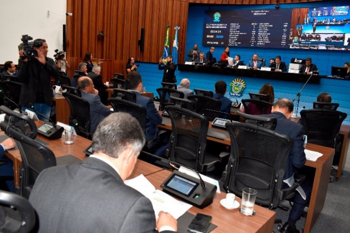 Os projetos são votados no plenário Deputado Júlio Maia na Assembleia Legislativa de Mato Grosso do Sul