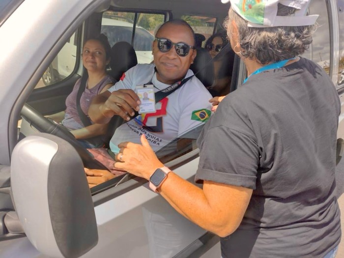 Transporte turístico irregular é alvo de operação da PBTur no carnaval