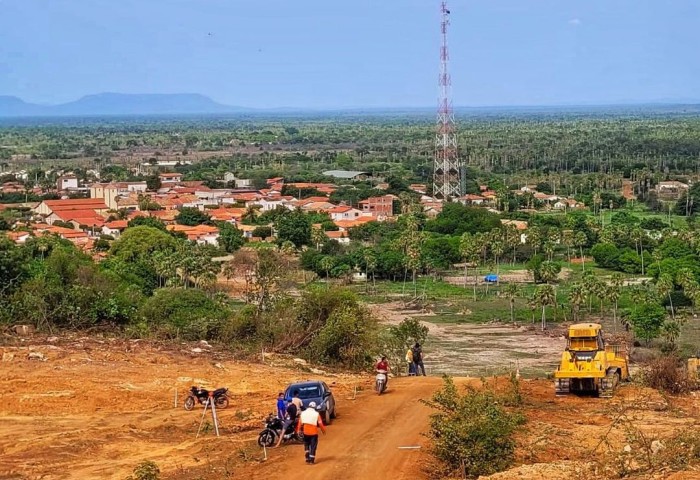 Rafael comemora construção de nova estrada ligando Piauí e Ceará