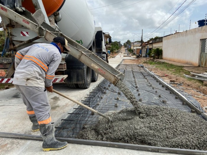 Obras: Pavimentação da Rua 7 no bairro Araguaia transforma muda a vida das pessoas
