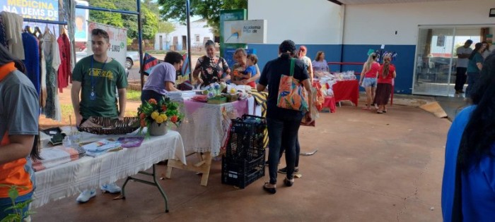Prefeitura apoia Feira do Artesanato do grupo Tecendo Arte e Saúde 