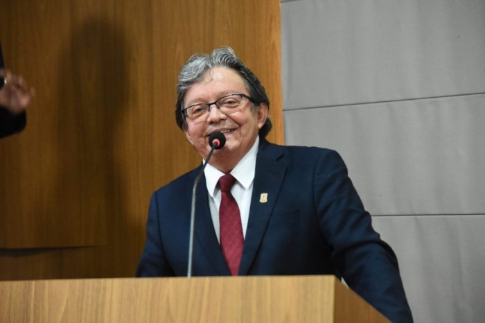 Gutemberg Araújo propõe criação da Delegacia Virtual de Proteção aos Animais