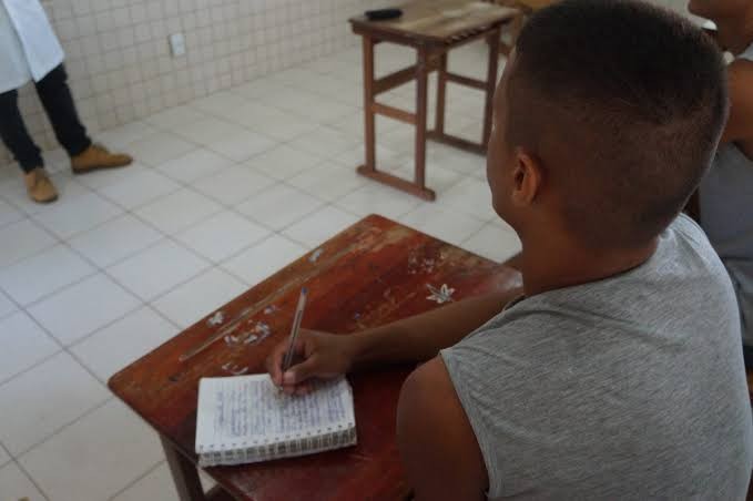 Adolescentes em cumprimento de medidas socioeducativas no ISE são aprovados em instituições de nível superior