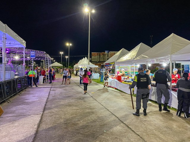 Carnaval do Povão: 2ª edição do evento apresenta desfiles de escolas de samba e atrações musicais
