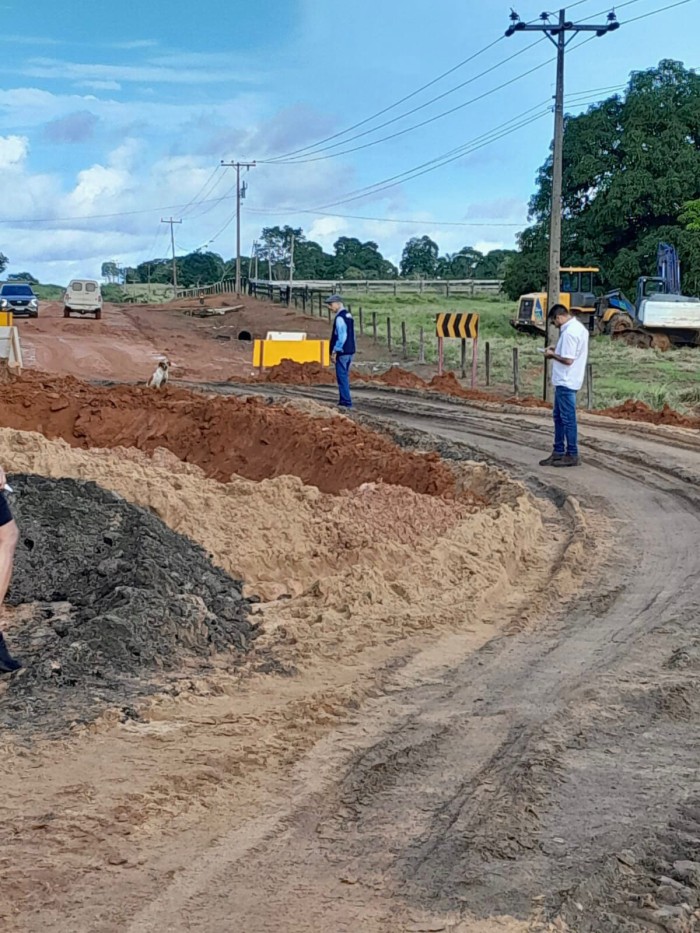 Governo e Prefeitura de Plácido de Castro restabelecem tráfego na AC-40