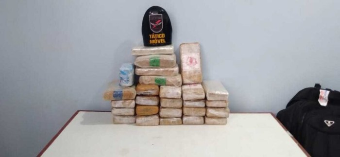 Polícia Militar do Amazonas apreende cerca de 26 quilos de droga em Alvarães