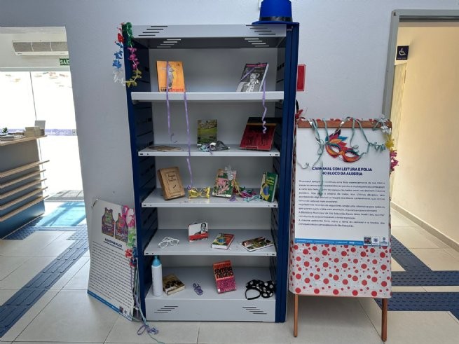 Biblioteca Municipal de São Sebastião recebe exposição sobre Carnaval e bate-papo com a escritora Janaína de Figueiredo