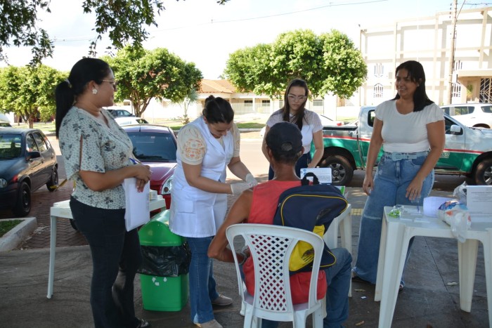 Em abordagem, Saúde disponibiliza testes rápidos e orientações para pessoas em situação de rua em Bataguassu