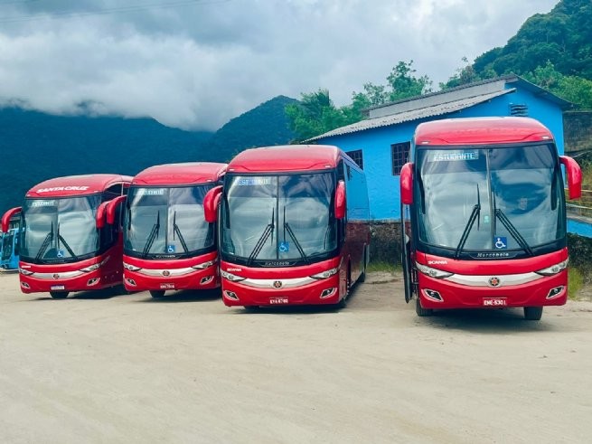 Transporte Universitário está disponível para alunos de São Sebastião a partir desta segunda-feira