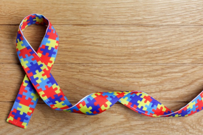 Promovido pelo Estado, evento destaca importância da conscientização sobre transtorno do espectro autista