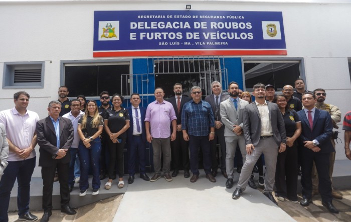 Governo entrega reforma de delegacias na Grande Ilha e determina mais 15 obras no interior do estado