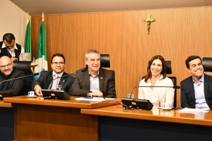 Para o parlamentar, a educação e o setor produtivo devem andar de mãos dadas