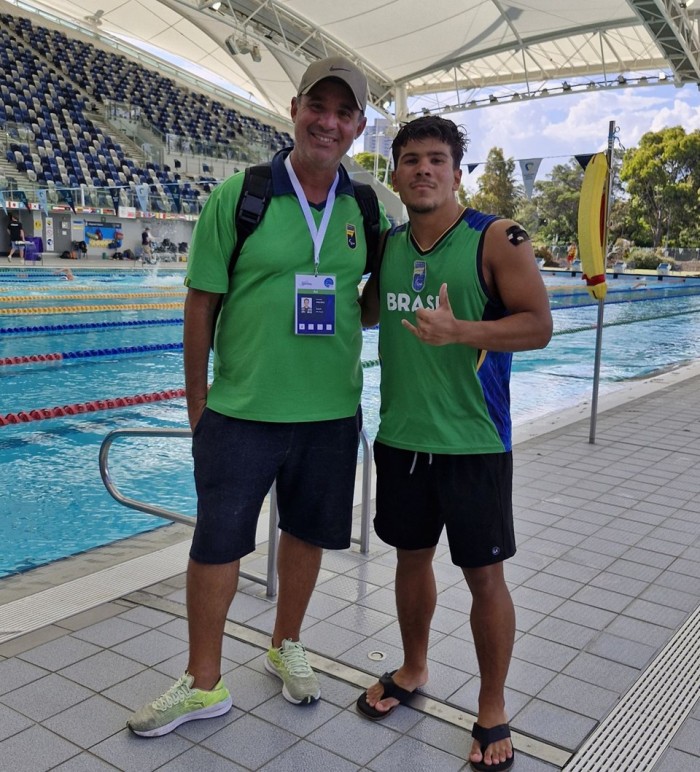 Paratleta capixaba representa o Brasil em Mundial de natação na Austrália