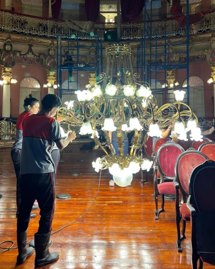 Teatro Amazonas passa por serviços de manutenção, conservação e restauro