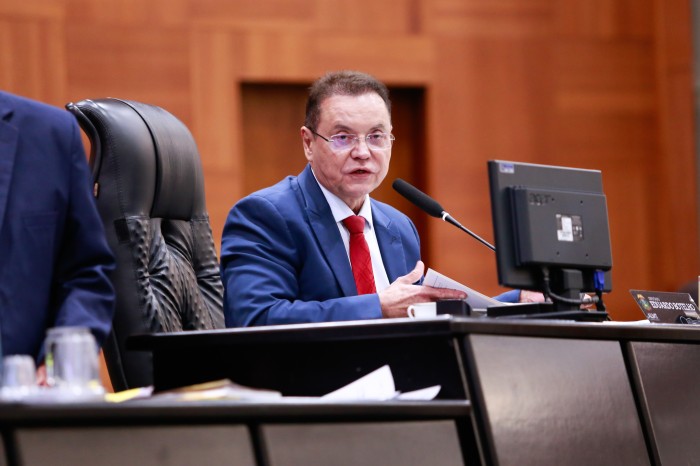 ALMT discute a derrubada do veto governo a emenda que garante recursos para creches em MT