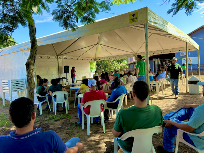 Dia de campo em Costa Rica discute desafios e oportunidades na citricultura
