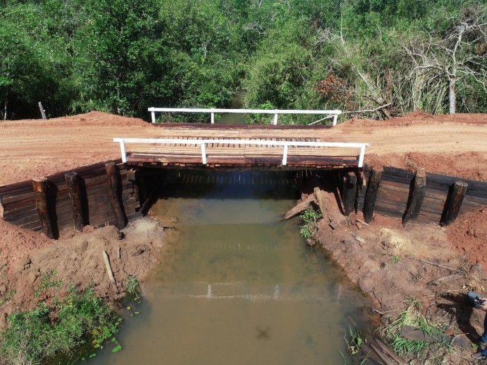 Prefeitura de Bataguassu conclui reforma da ponte do córrego Santa Rosa