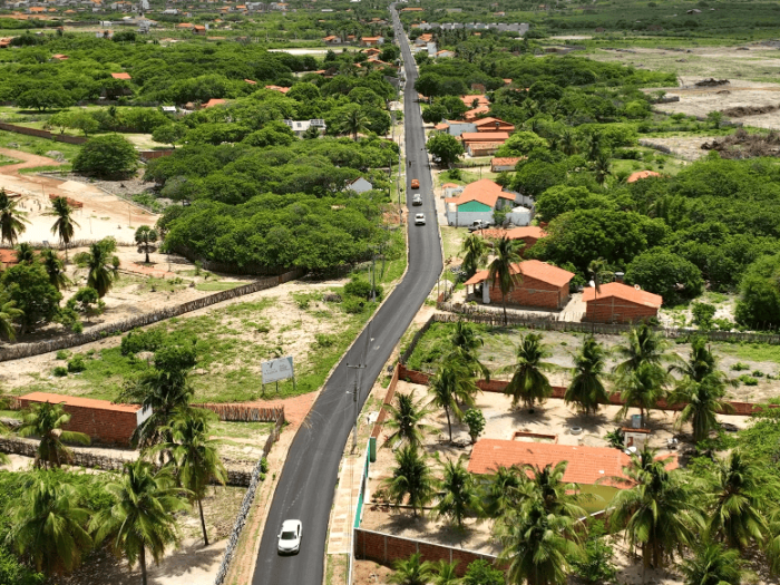  Governo do Piauí investe mais de R$ 10 milhões na pavimentação asfáltica de vias em Cajueiro da Praia