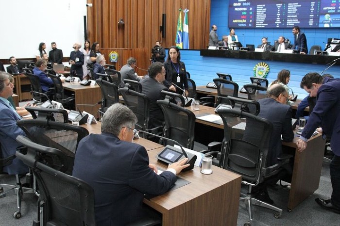 Os deputados estaduais defendem a realização de estudos técnicos, pois entendem que o ordenamento pesqueiro seja baseado em ciência