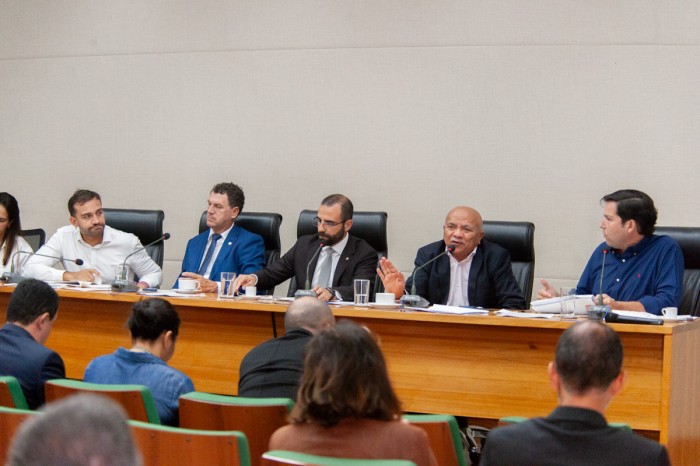 PL obriga cinemas e teatros a divulgarem Disque Denúncia de Violência contra a Mulher