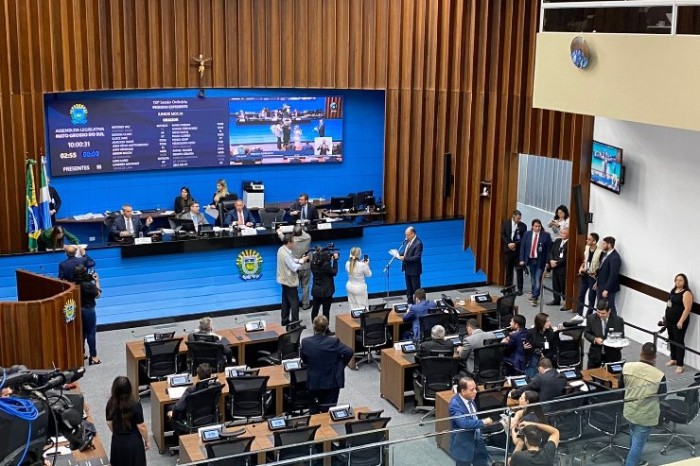 Sessão é realizada no plenário a partir das 9h; nesta quarta-feira, devem ser votados quatro projetos