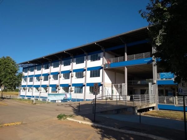 Presidente da Câmara solicita construção de ponto de ônibus coberto em frente à Faculdade Anhanguera