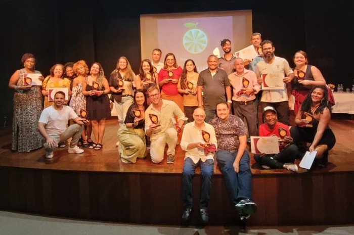 Fenig entrega prêmios da terceira edição do Prêmio Destaque Iguaçuano
